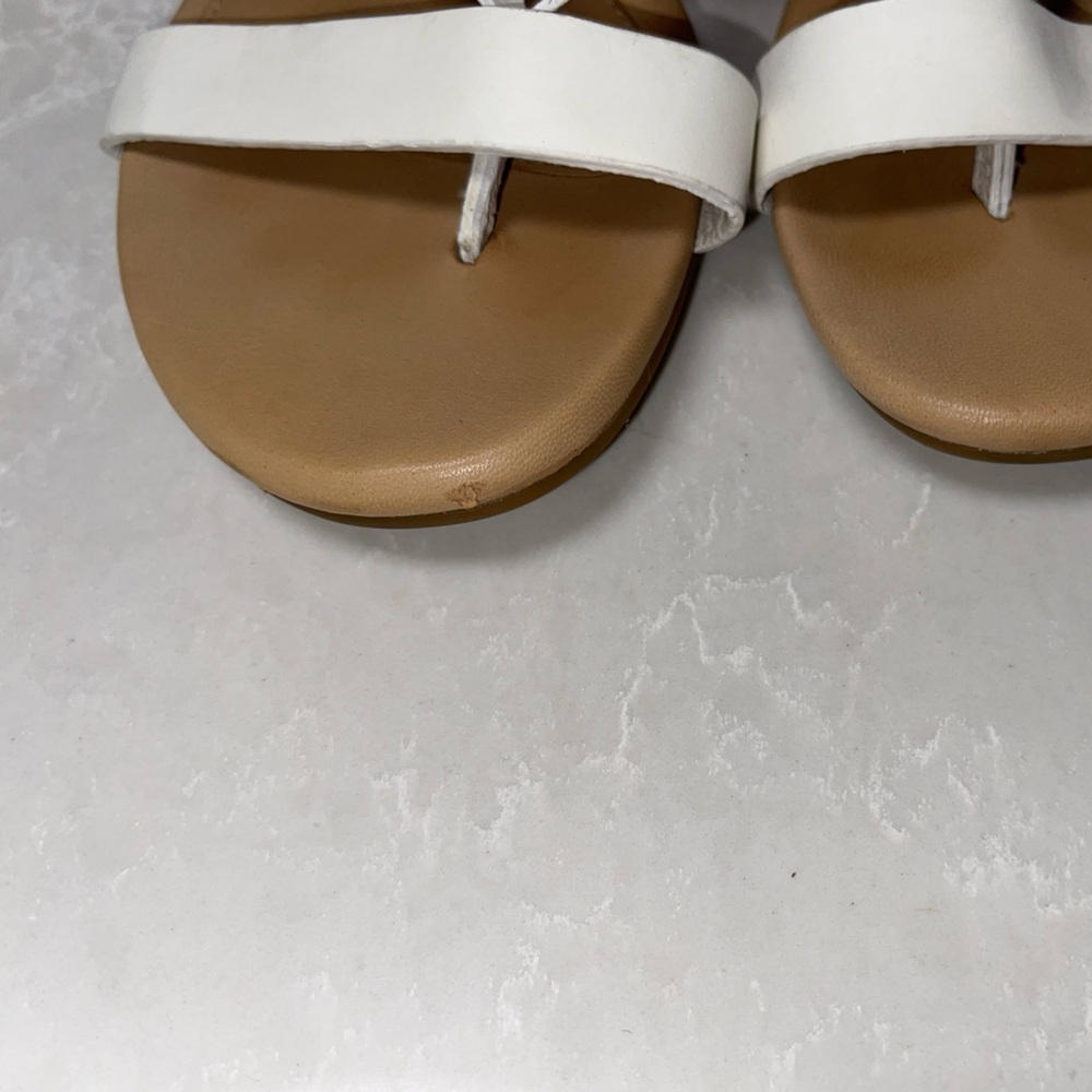 UGG Verona Serape Beaded Sandals EUC - Picture 6 of 8